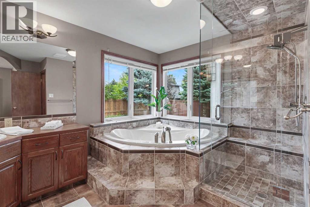 2918 Lathom Crescent SW, Calgary, Alberta  T3E 5W7 - Photo 19 - A2345690