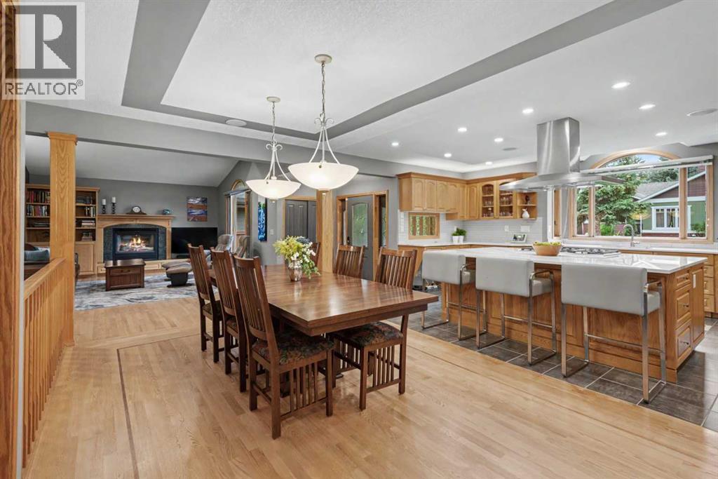2918 Lathom Crescent SW, Calgary, Alberta  T3E 5W7 - Photo 6 - A2345690