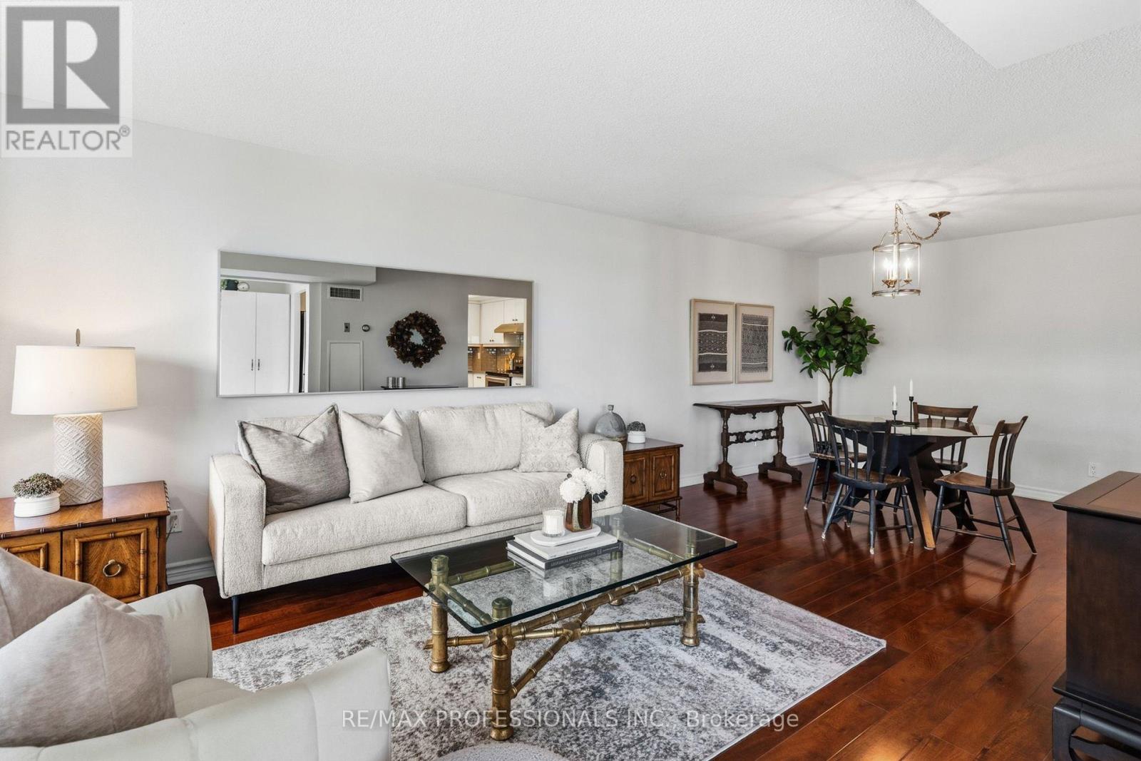 403 - 1111 Bough Beeches Boulevard, Mississauga, Ontario  L4W 4N1 - Photo 12 - W13804036