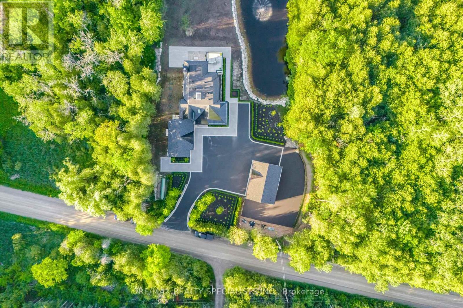 16735 Shaws Creek Road, Caledon, Ontario  L7K 1K9 - Photo 4 - W13804054
