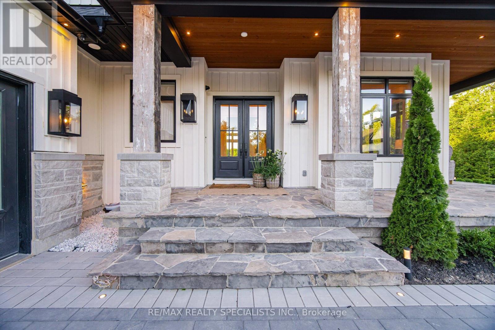 16735 Shaws Creek Road, Caledon, Ontario  L7K 1K9 - Photo 6 - W13804054