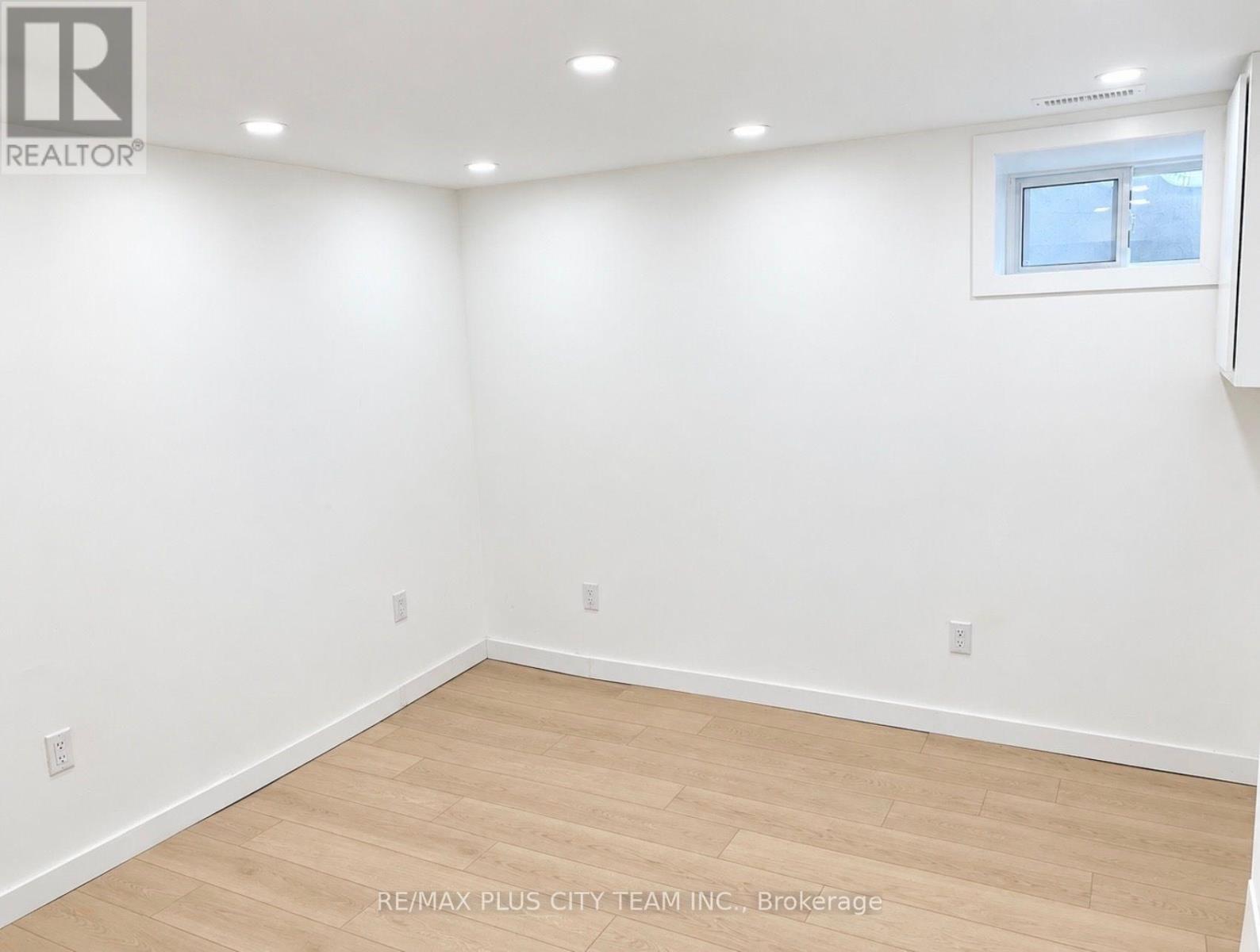 Lower - 148 Ascot Avenue, Toronto (Corso Italia-Davenport), Ontario  M6E 1G4 - Photo 12 - W13804056