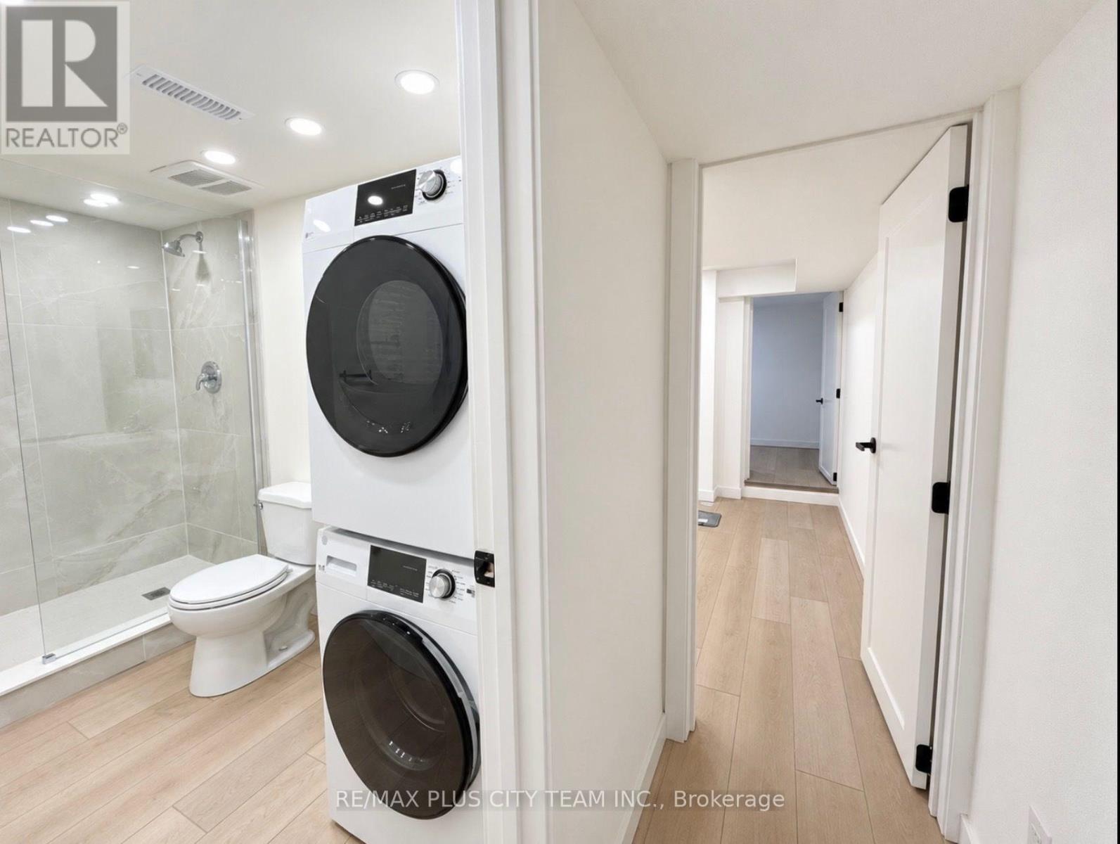 Lower - 148 Ascot Avenue, Toronto (Corso Italia-Davenport), Ontario  M6E 1G4 - Photo 16 - W13804056