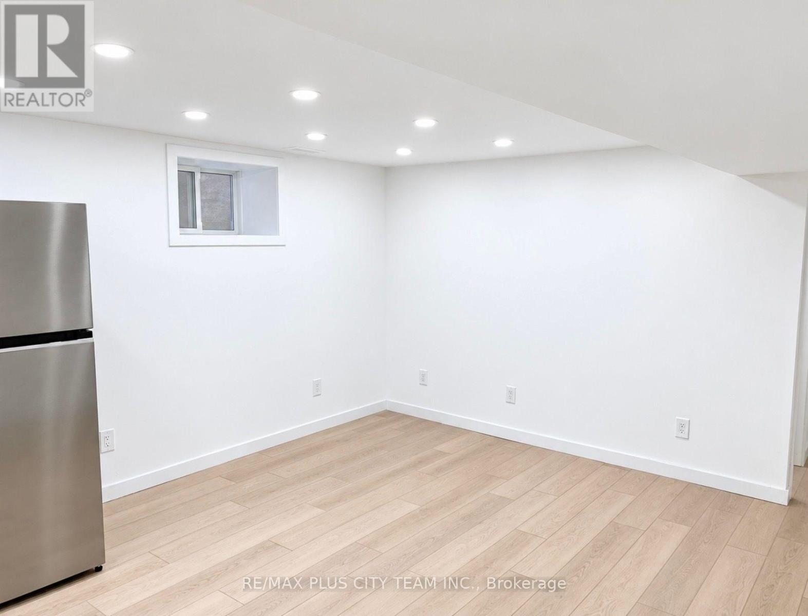 Lower - 148 Ascot Avenue, Toronto (Corso Italia-Davenport), Ontario  M6E 1G4 - Photo 2 - W13804056