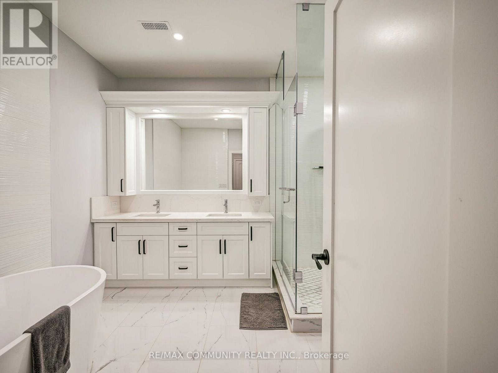 75 Havagal Crescent, Markham, Ontario  L3P 7G6 - Photo 13 - N13797588