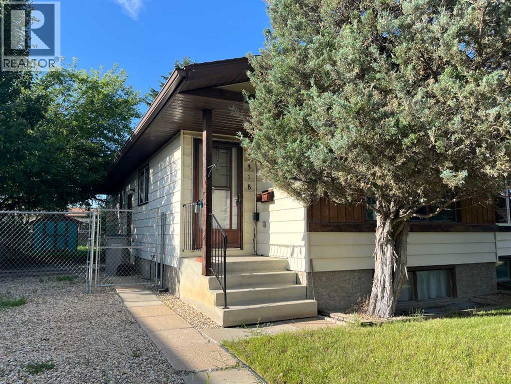 9318 70a Avenue, Grande Prairie, Alberta  T8V 6C9 - Photo 2 - A2310703