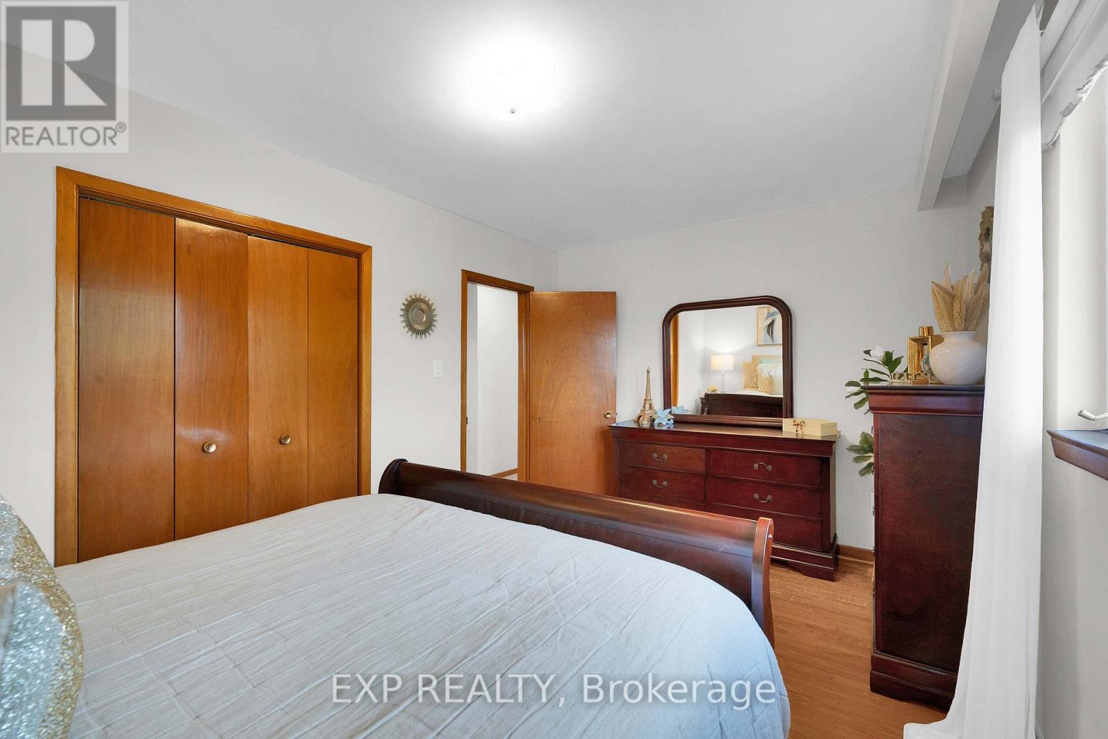 182 Derrydown Road, Toronto, Ontario  M3J 1R8 - Photo 24 - W13800590