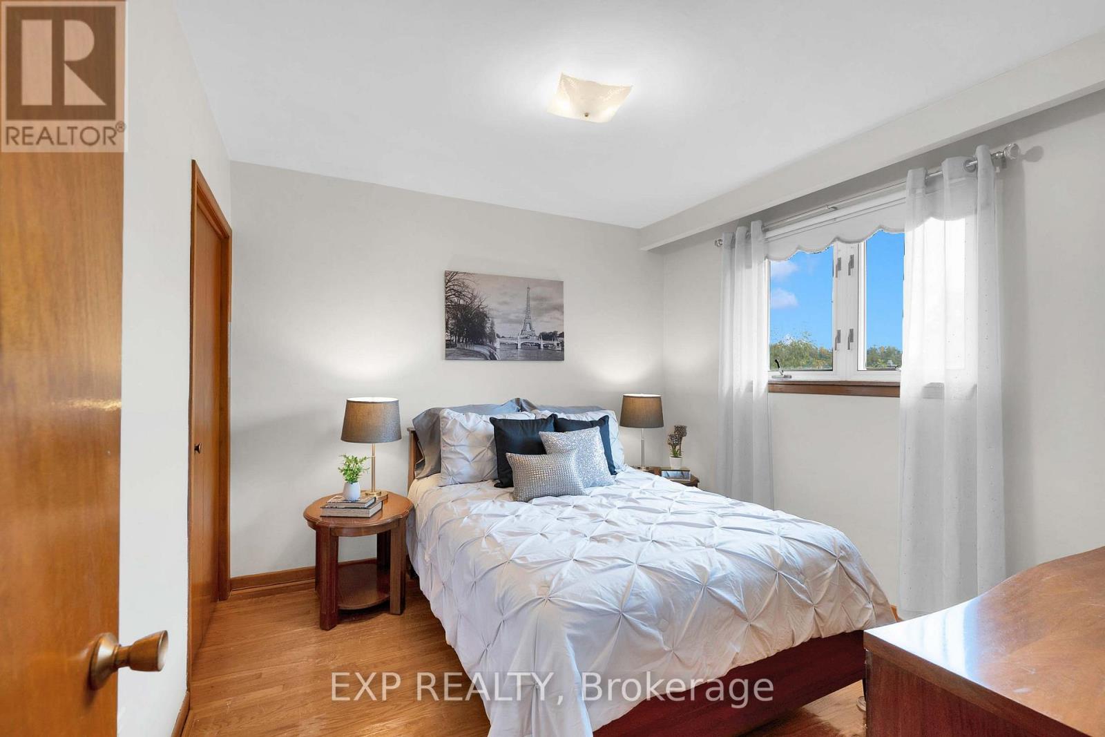 182 Derrydown Road, Toronto, Ontario  M3J 1R8 - Photo 25 - W13800590
