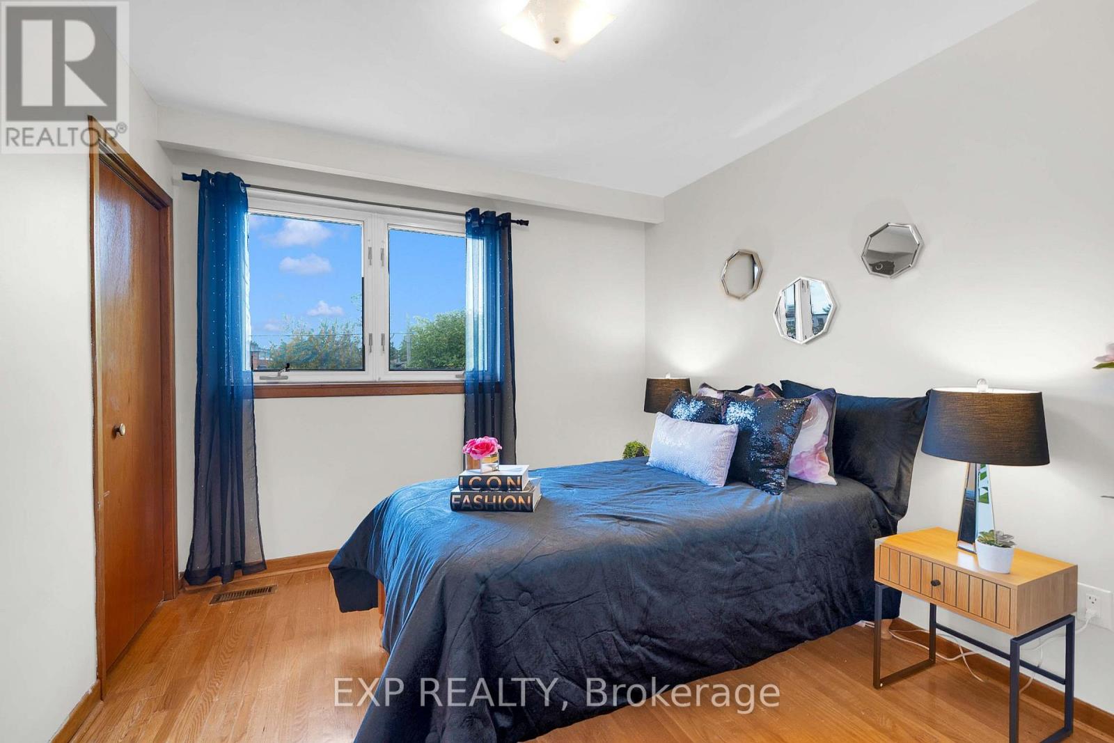 182 Derrydown Road, Toronto, Ontario  M3J 1R8 - Photo 28 - W13800590
