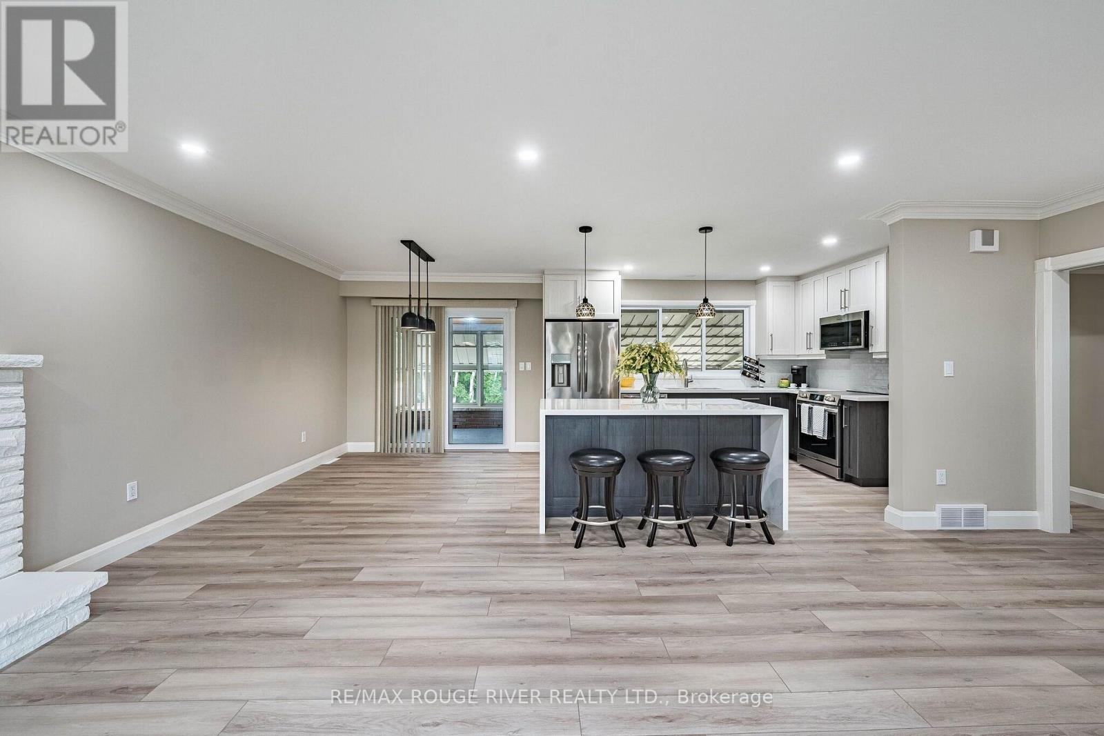 25 Clearview Heights, St. Catharines, Ontario  L2T 2W2 - Photo 7 - X13658856