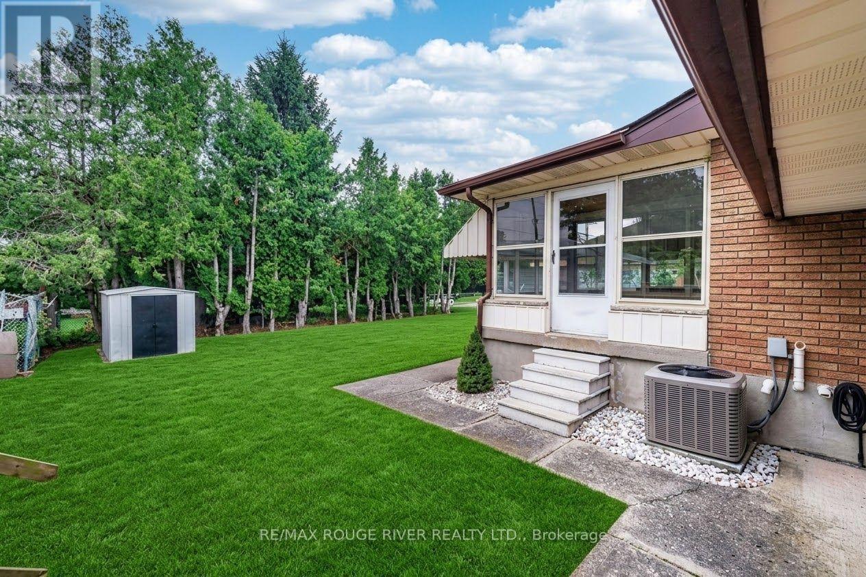 25 Clearview Heights, St. Catharines, Ontario  L2T 2W2 - Photo 46 - X13658856