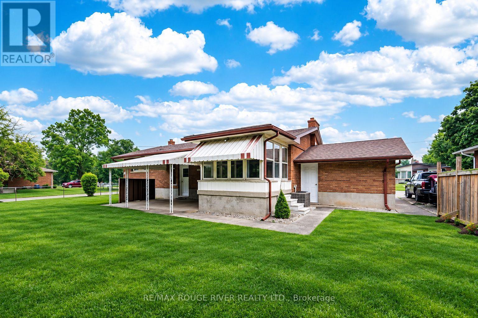 25 Clearview Heights, St. Catharines, Ontario  L2T 2W2 - Photo 48 - X13658856