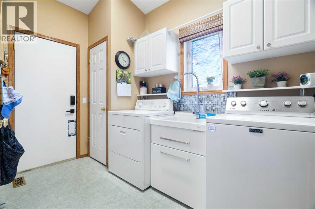 238 Chaparral Place SE, Calgary, Alberta  T2X 3K5 - Photo 26 - A2345209