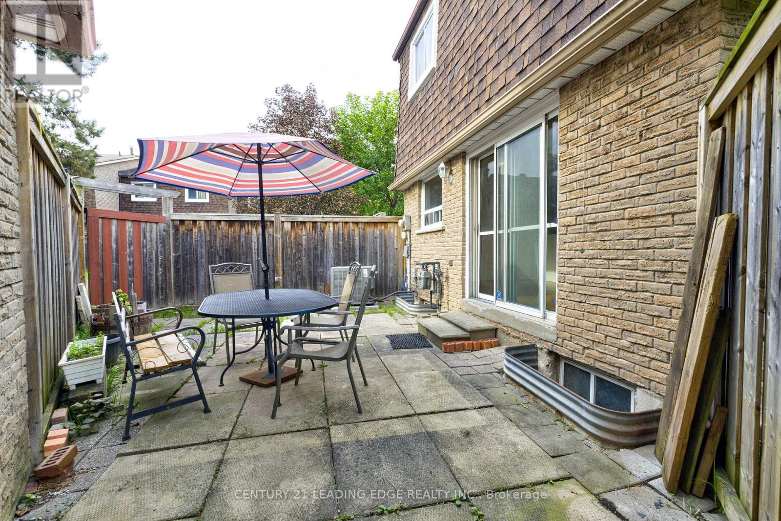 1024 Bridletowne Circle, Toronto, Ontario  M1W 2H8 - Photo 21 - E13788226