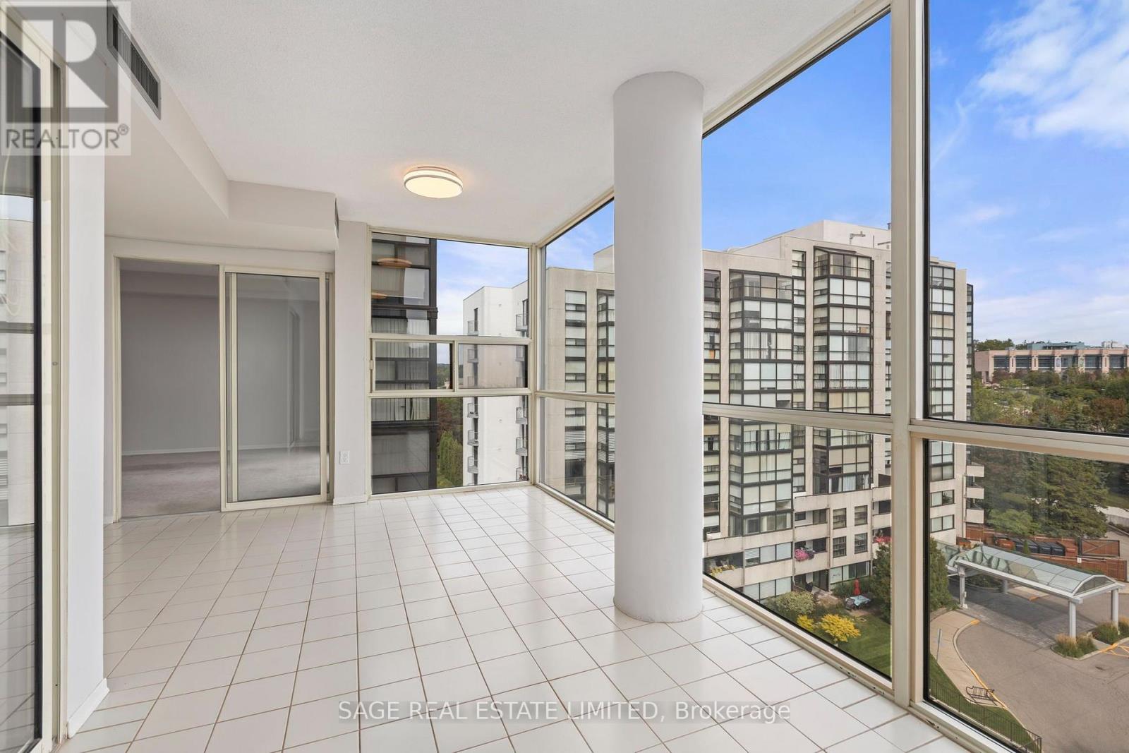 1015 - 30 Harding Boulevard W, Richmond Hill, Ontario  L4C 9M3 - Photo 18 - N13803530