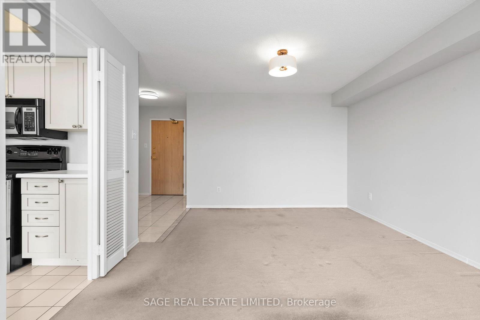 1015 - 30 Harding Boulevard W, Richmond Hill, Ontario  L4C 9M3 - Photo 7 - N13803530