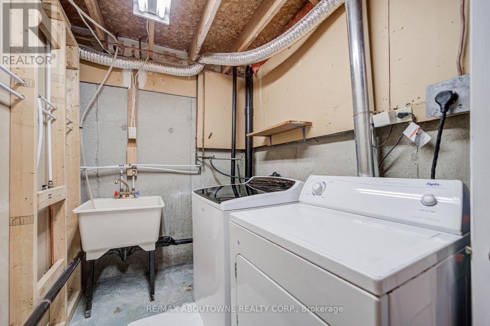 37 - 2766 Folkway Drive, Mississauga, Ontario  L5L 3M3 - Photo 36 - W13789220