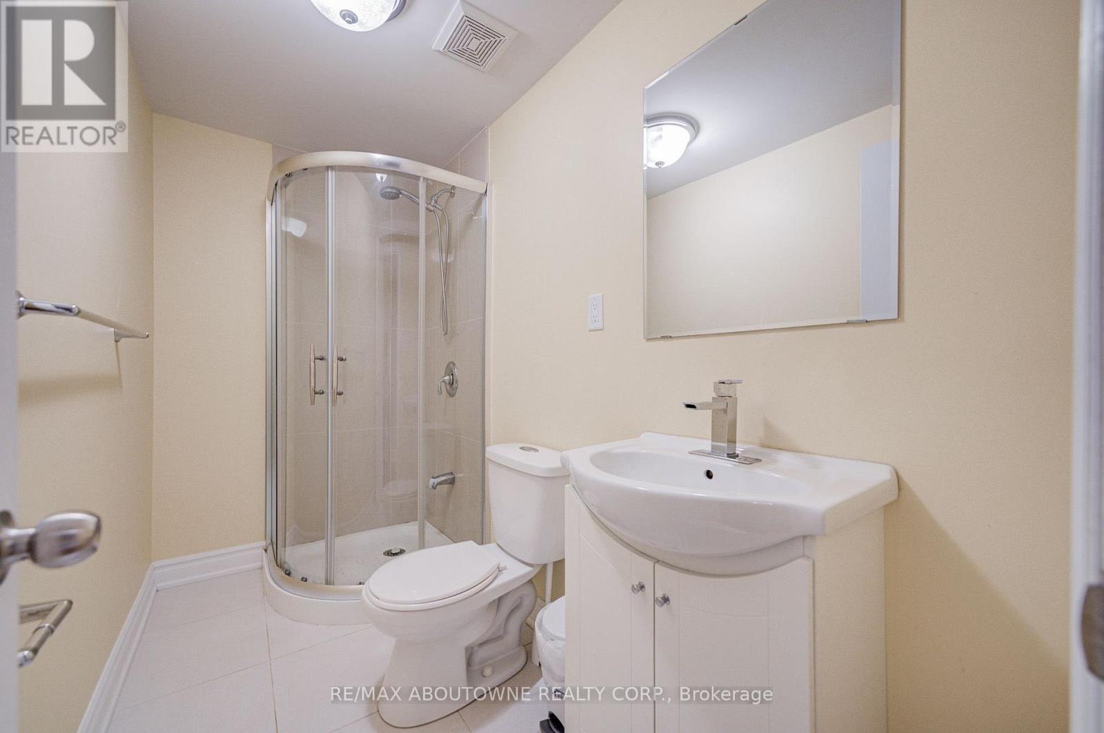 37 - 2766 Folkway Drive, Mississauga, Ontario  L5L 3M3 - Photo 35 - W13789220