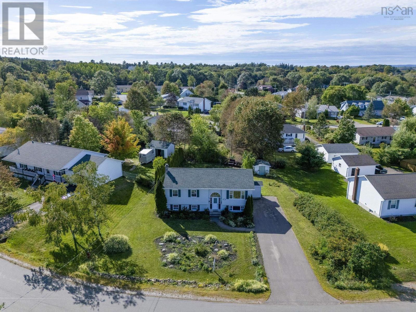 1030 Club Crescent, New Minas, Nova Scotia  B4N 4Z5 - Photo 2 - 202623428