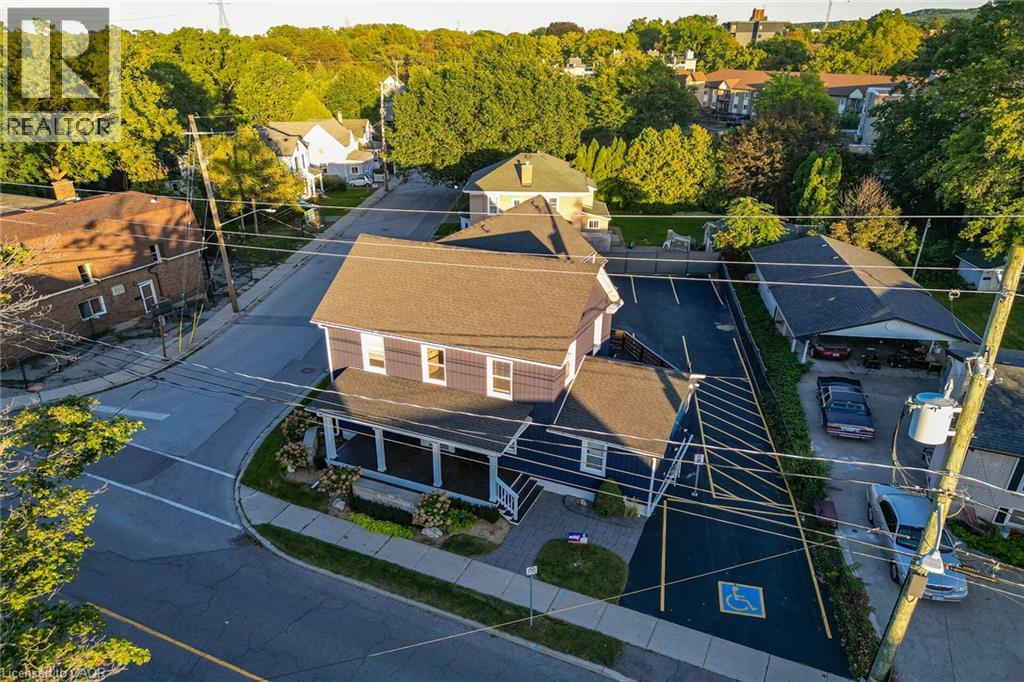 42 ONTARIO Street, Grimsby, Ontario