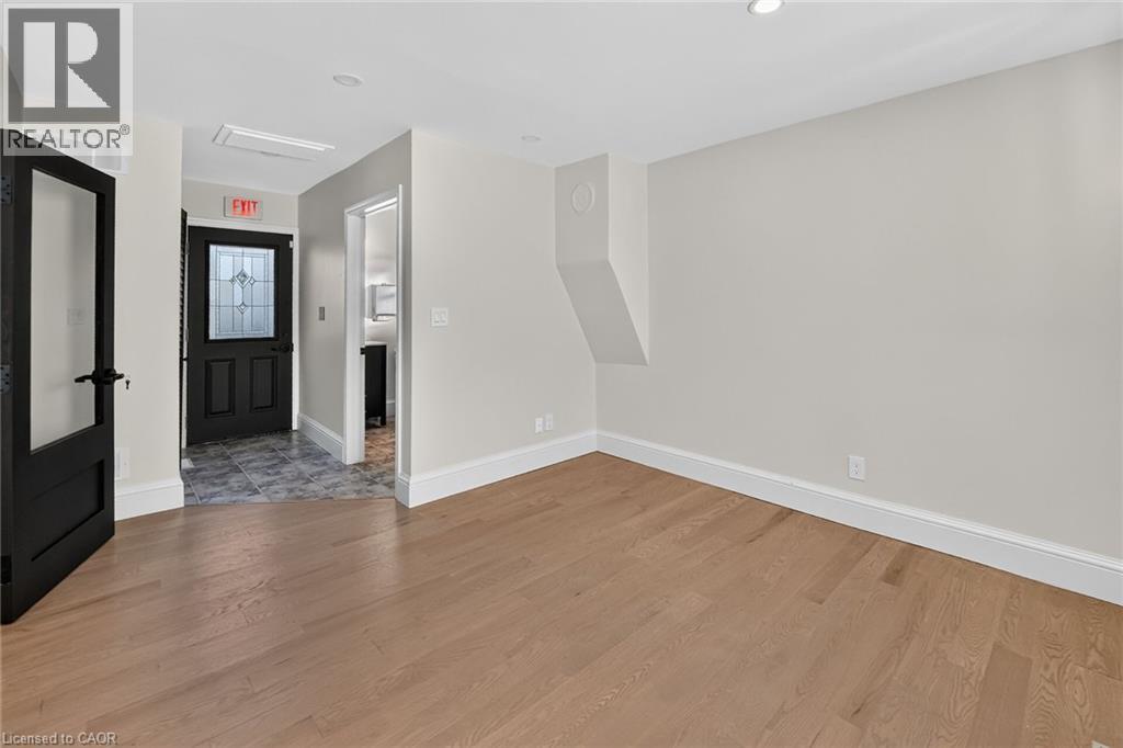 42 Ontario Street, Grimsby, Ontario  L3M 3H1 - Photo 24 - 40864678