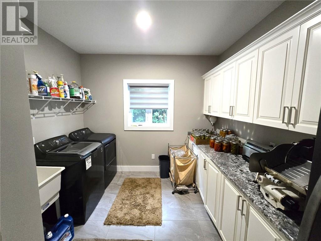 51 Oak St, Capreol, Ontario  P0M 1H0 - Photo 16 - 2130472