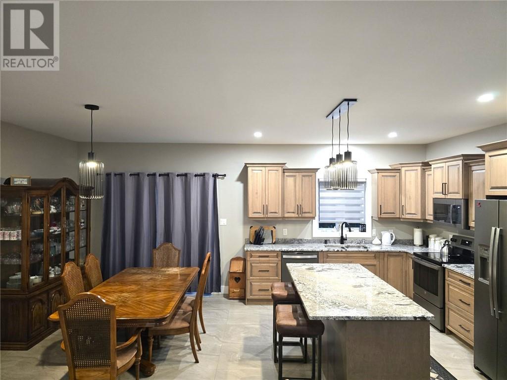 51 Oak St, Capreol, Ontario  P0M 1H0 - Photo 6 - 2130472