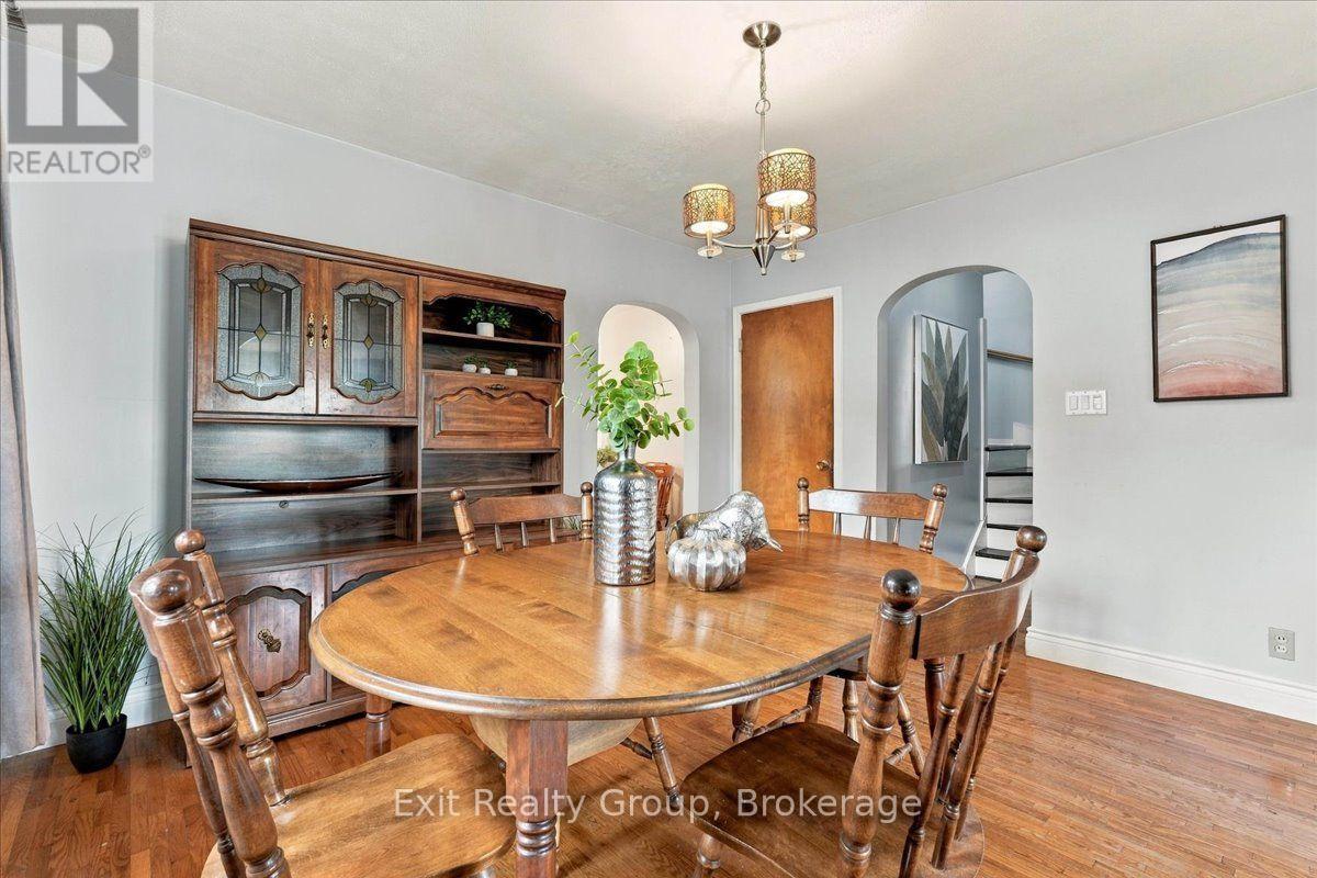 5 Charlotte Street, Quinte West, Ontario  K8V 2C1 - Photo 9 - X13804144
