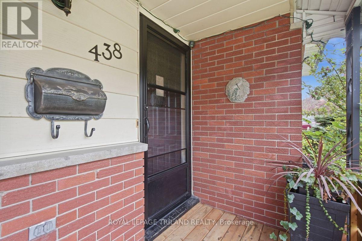 438 Magnolia Crescent, London East, Ontario  N5Y 4S9 - Photo 5 - X13804168