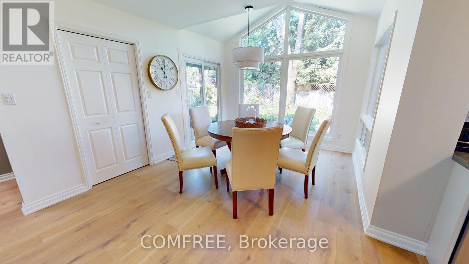 2043 Burbank Drive, Mississauga, Ontario  L5L 2T6 - Photo 7 - W13804304