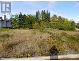 2 SANDY BEACH MEWS, Dryden, Ontario