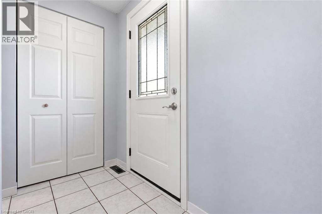 27 Appalachian Crescent, Kitchener, Ontario N2E 1A3 - Photo 5 - 40862802