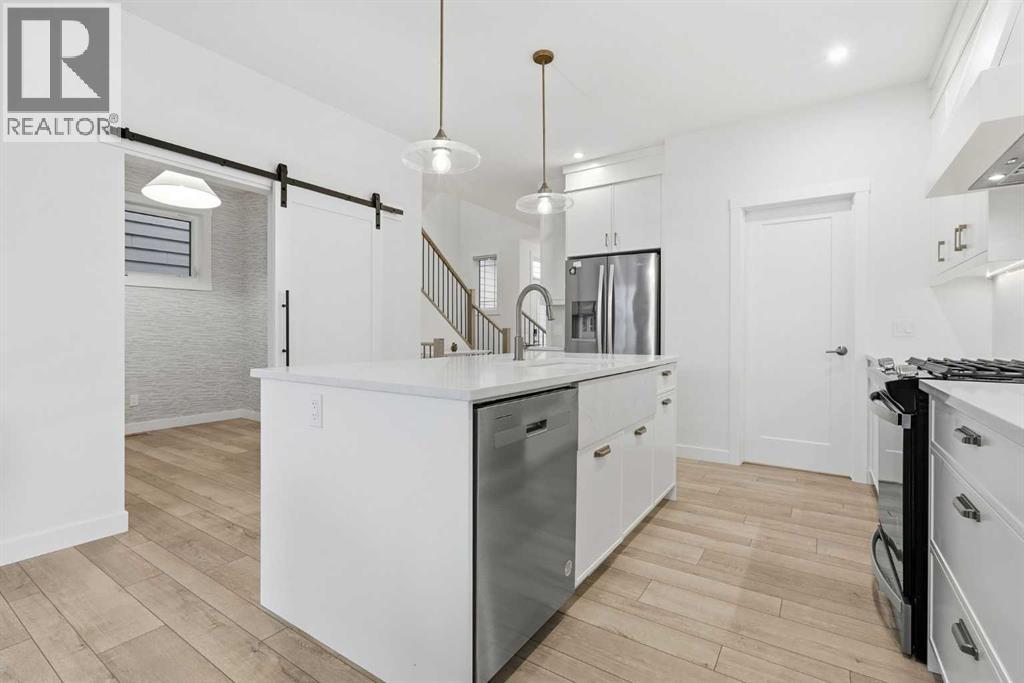 110 Rowley Way NW, Calgary, Alberta  T3L 0G4 - Photo 9 - A2346017