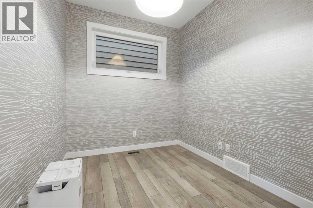 110 Rowley Way NW, Calgary, Alberta  T3L 0G4 - Photo 13 - A2346017