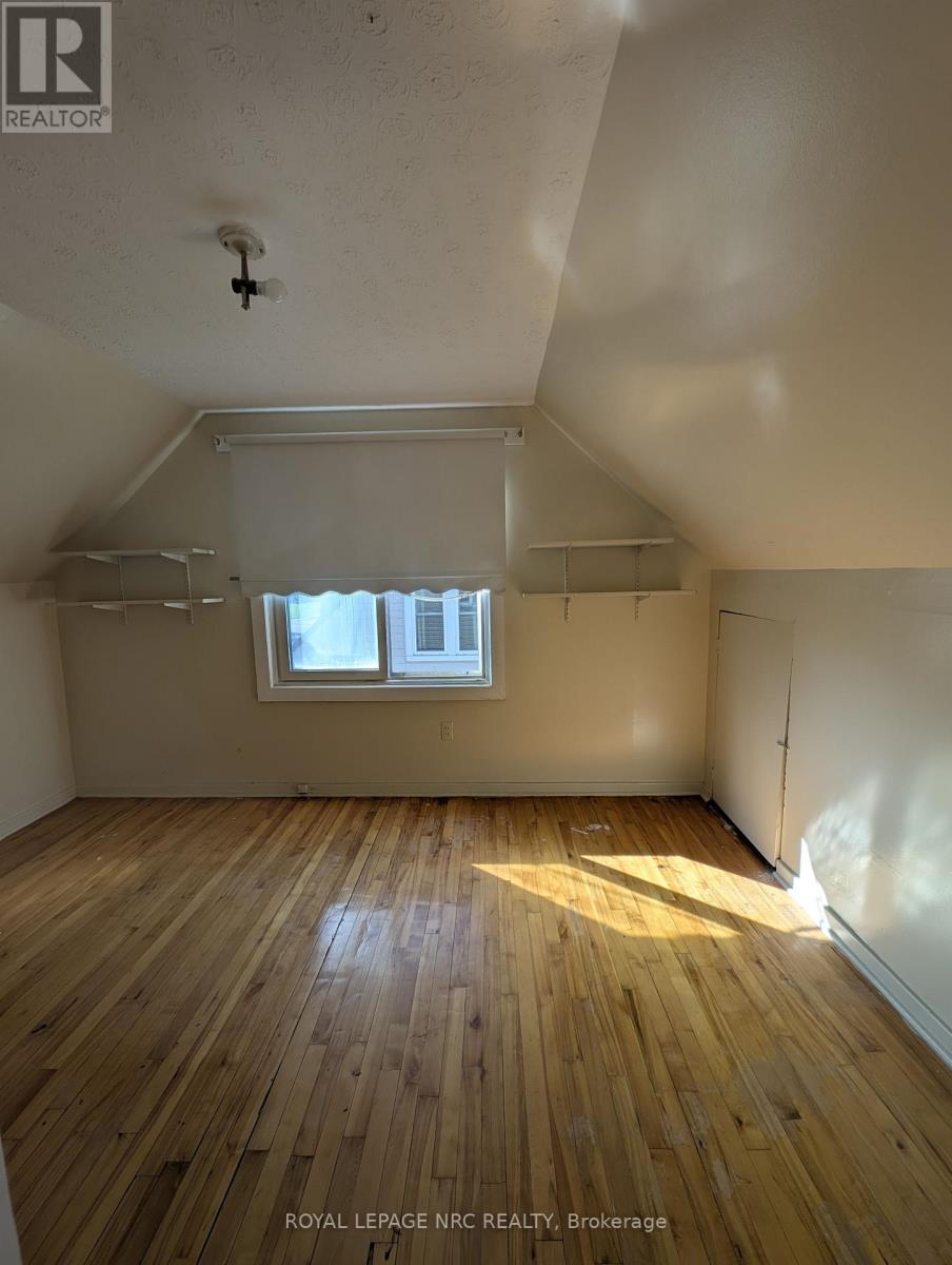 4353 Fifth Avenue, Niagara Falls, Ontario  L2E 4R1 - Photo 15 - X13804182