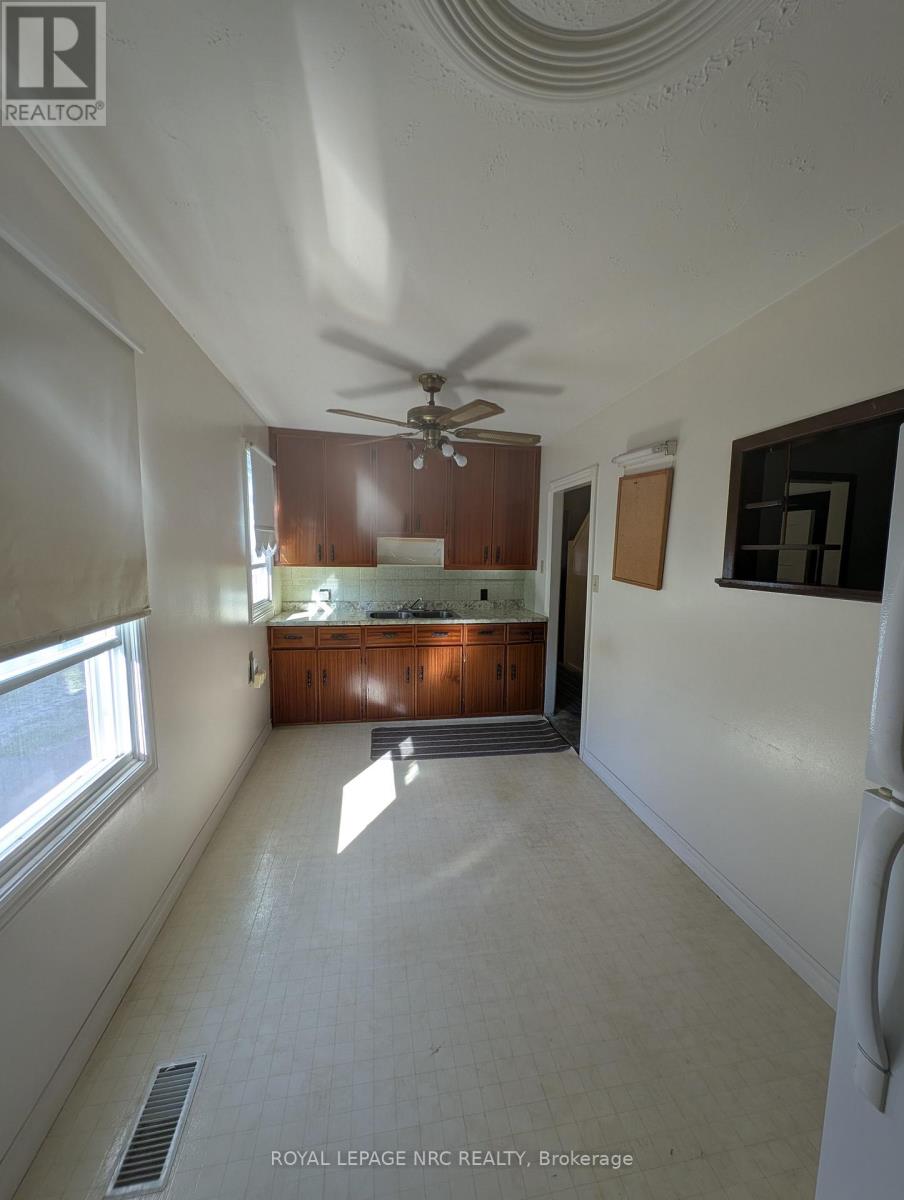 4353 Fifth Avenue, Niagara Falls, Ontario  L2E 4R1 - Photo 9 - X13804182