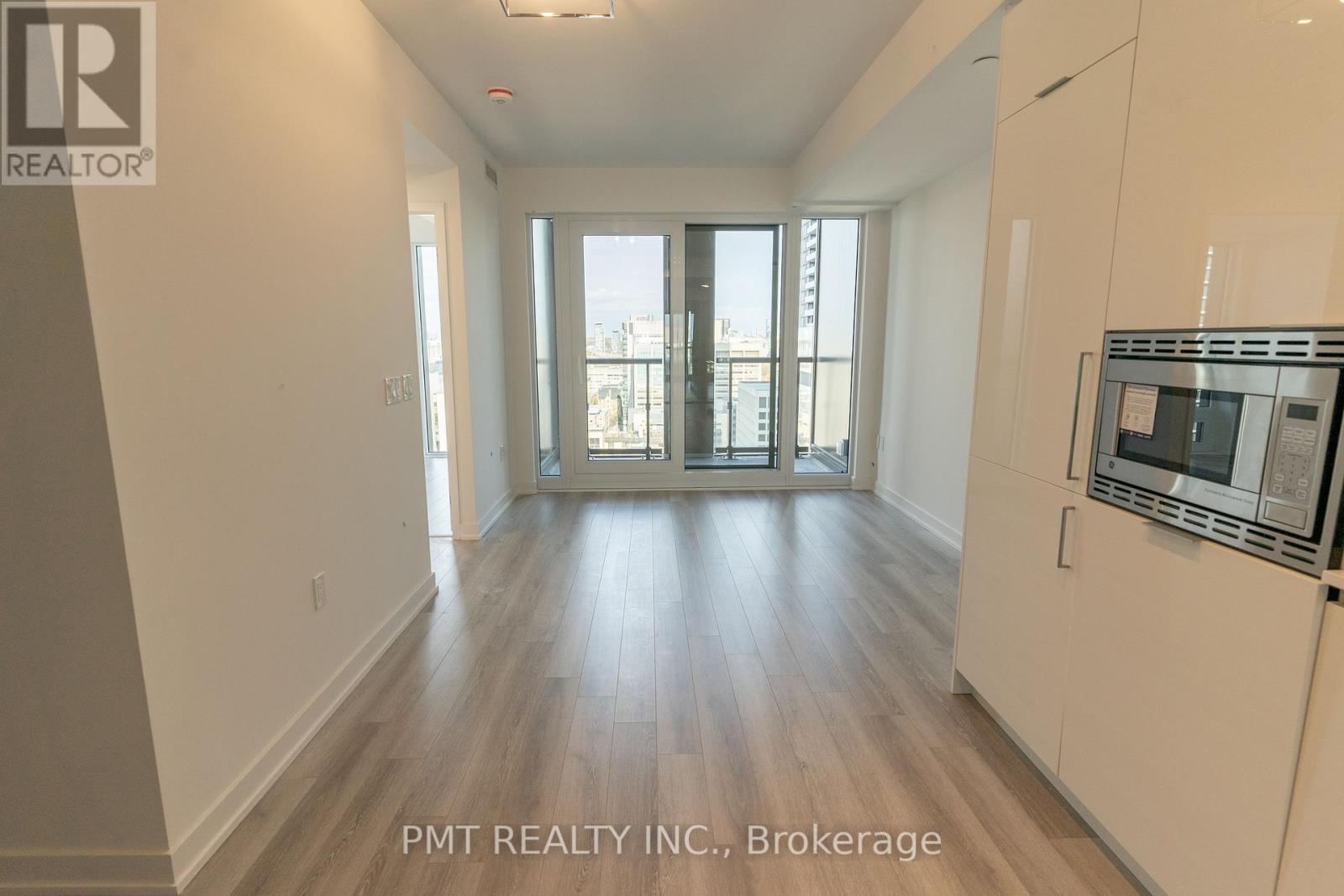 2701 - 238 Simcoe Street, Toronto (Kensington-Chinatown), Ontario  M5T 0E2 - Photo 4 - C13804126