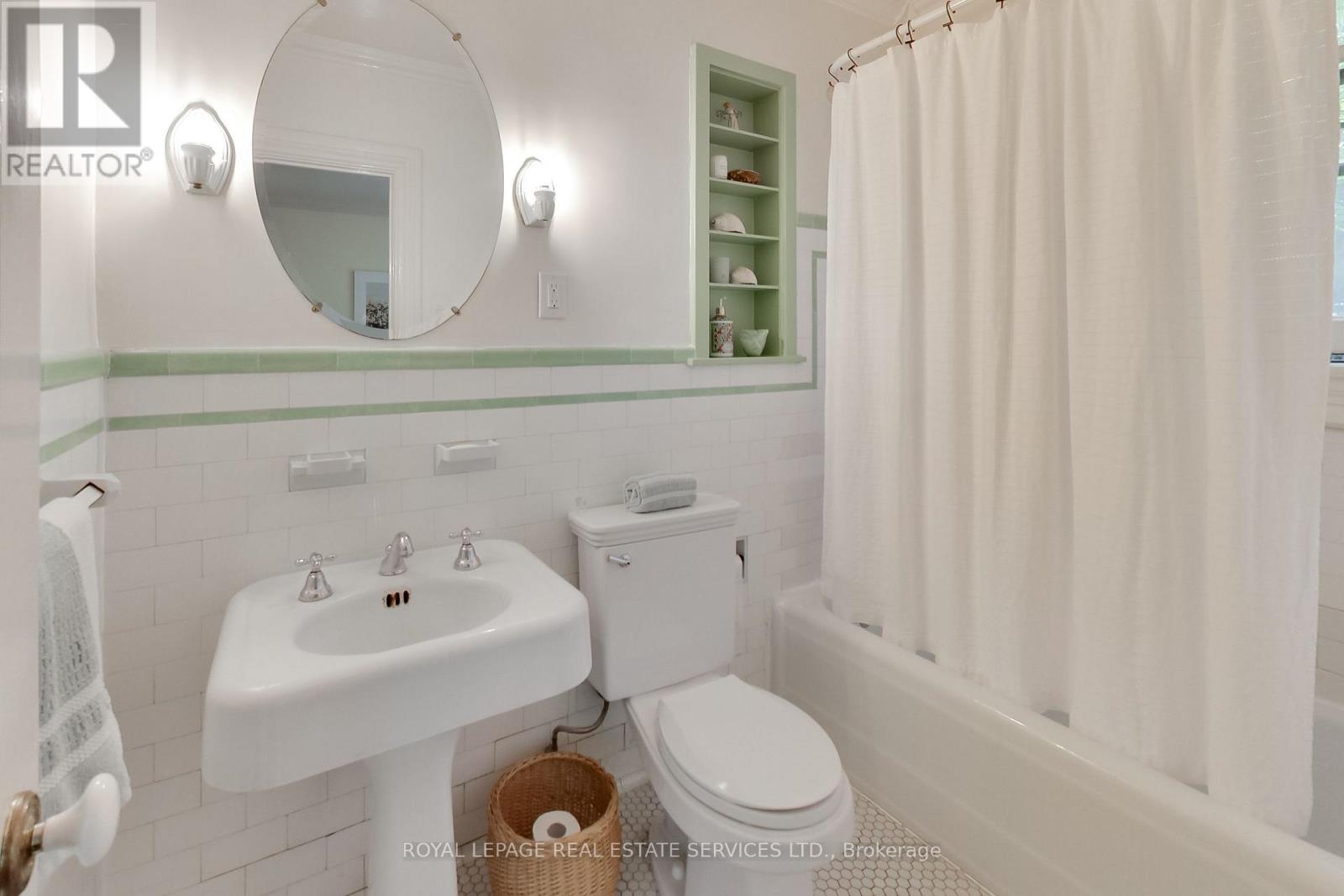 135 Madison Avenue, Toronto (Annex), Ontario  M5R 2S3 - Photo 23 - C13804132