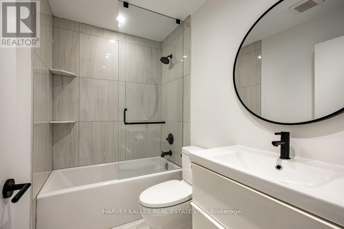 110 - 3000 Bathurst Street, Toronto, Ontario  M6B 3B4 - Photo 13 - C13804152