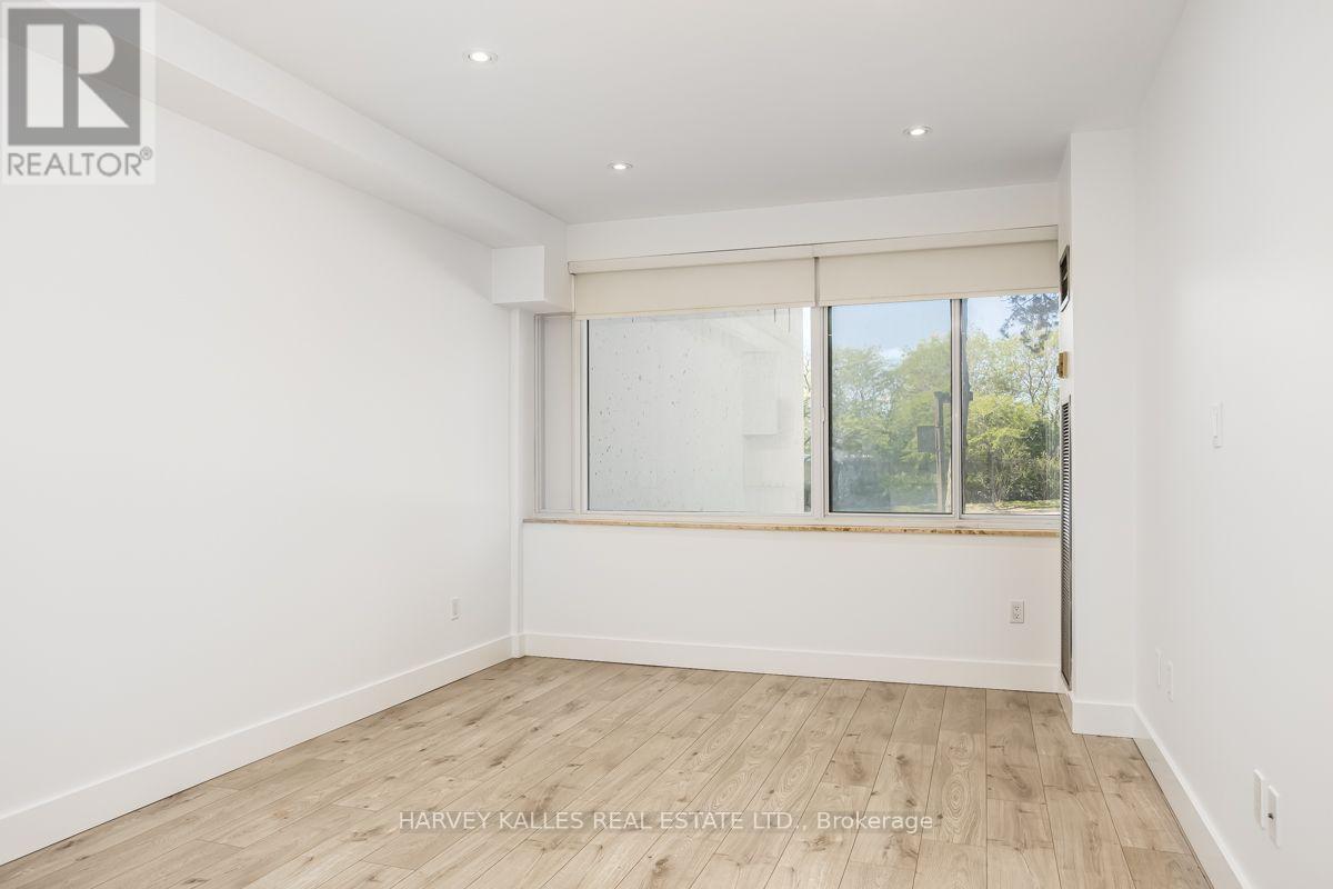 110 - 3000 Bathurst Street, Toronto, Ontario  M6B 3B4 - Photo 5 - C13804152