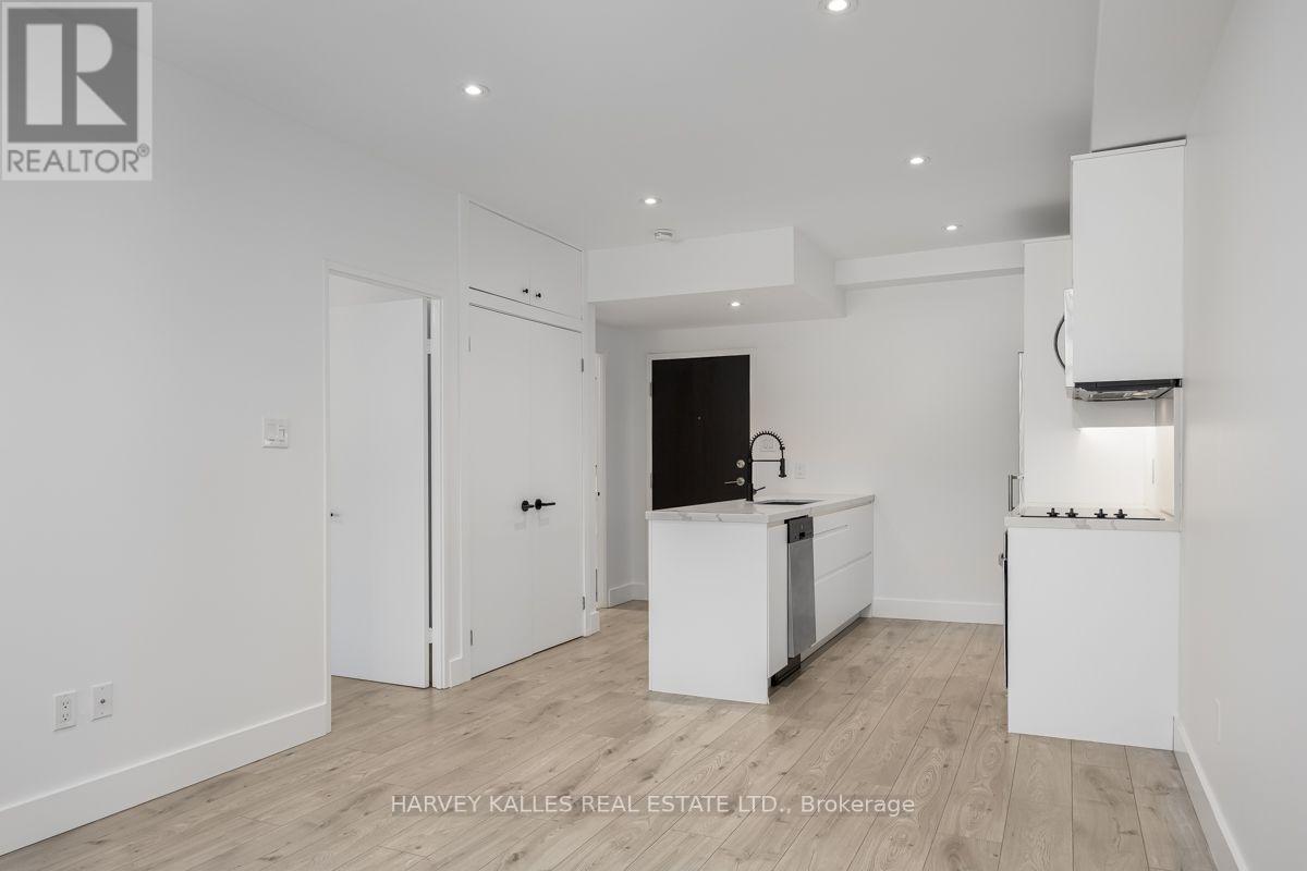 110 - 3000 Bathurst Street, Toronto, Ontario  M6B 3B4 - Photo 7 - C13804152