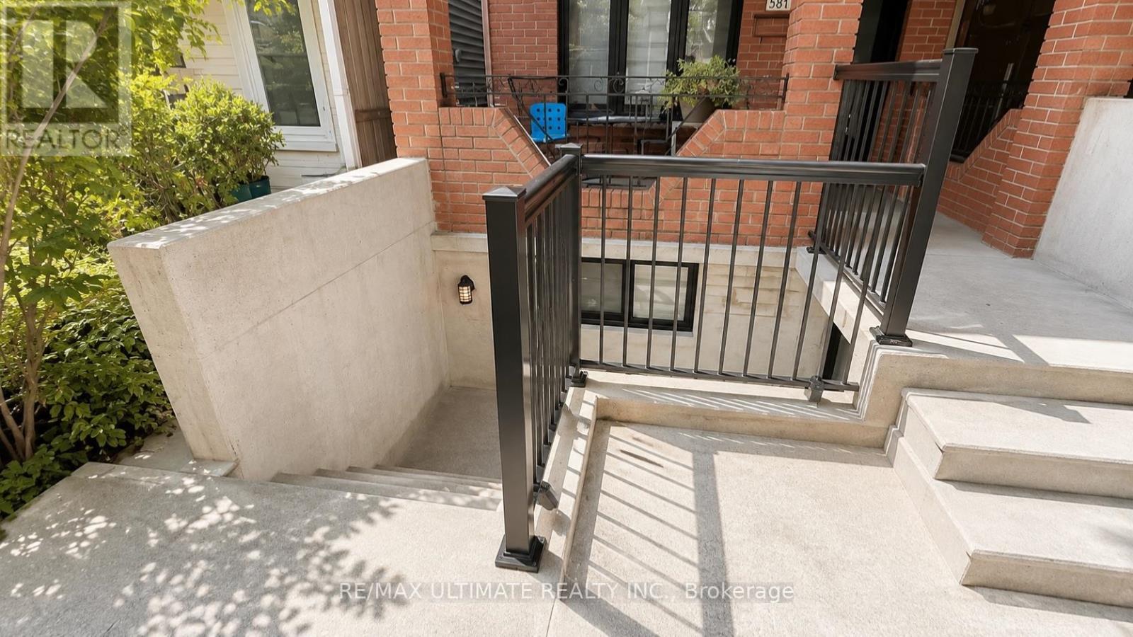 634 Shaw Street, Toronto (Palmerston-Little Italy), Ontario  M6G 3L7 - Photo 11 - C13804218