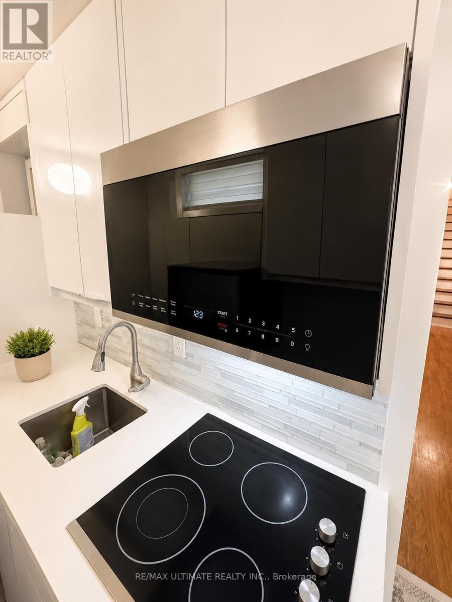 634 Shaw Street, Toronto (Palmerston-Little Italy), Ontario  M6G 3L7 - Photo 7 - C13804218