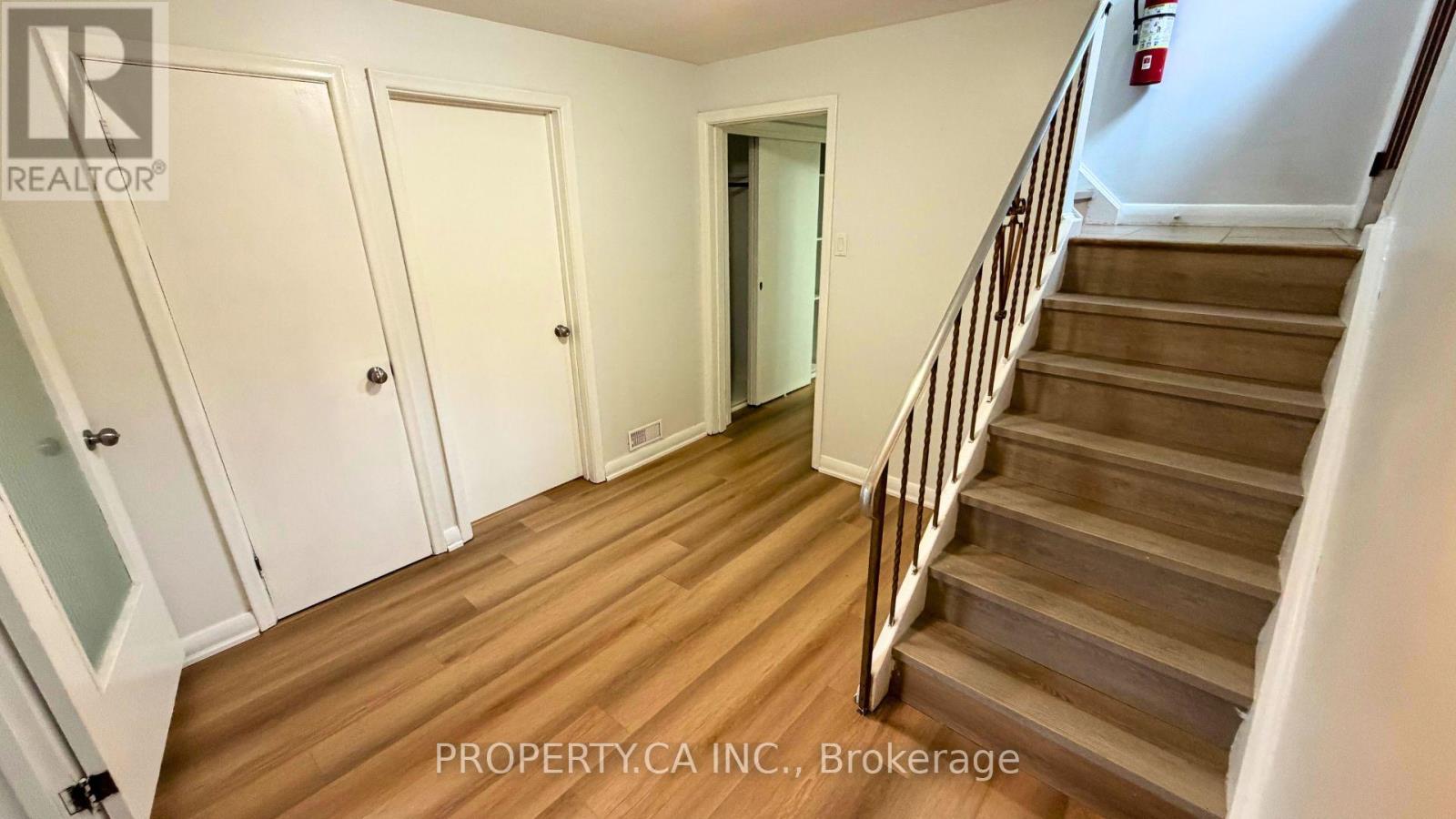 Lower Level - 46 Hove Street, Toronto (Bathurst Manor), Ontario  M3H 4Y9 - Photo 5 - C13804280
