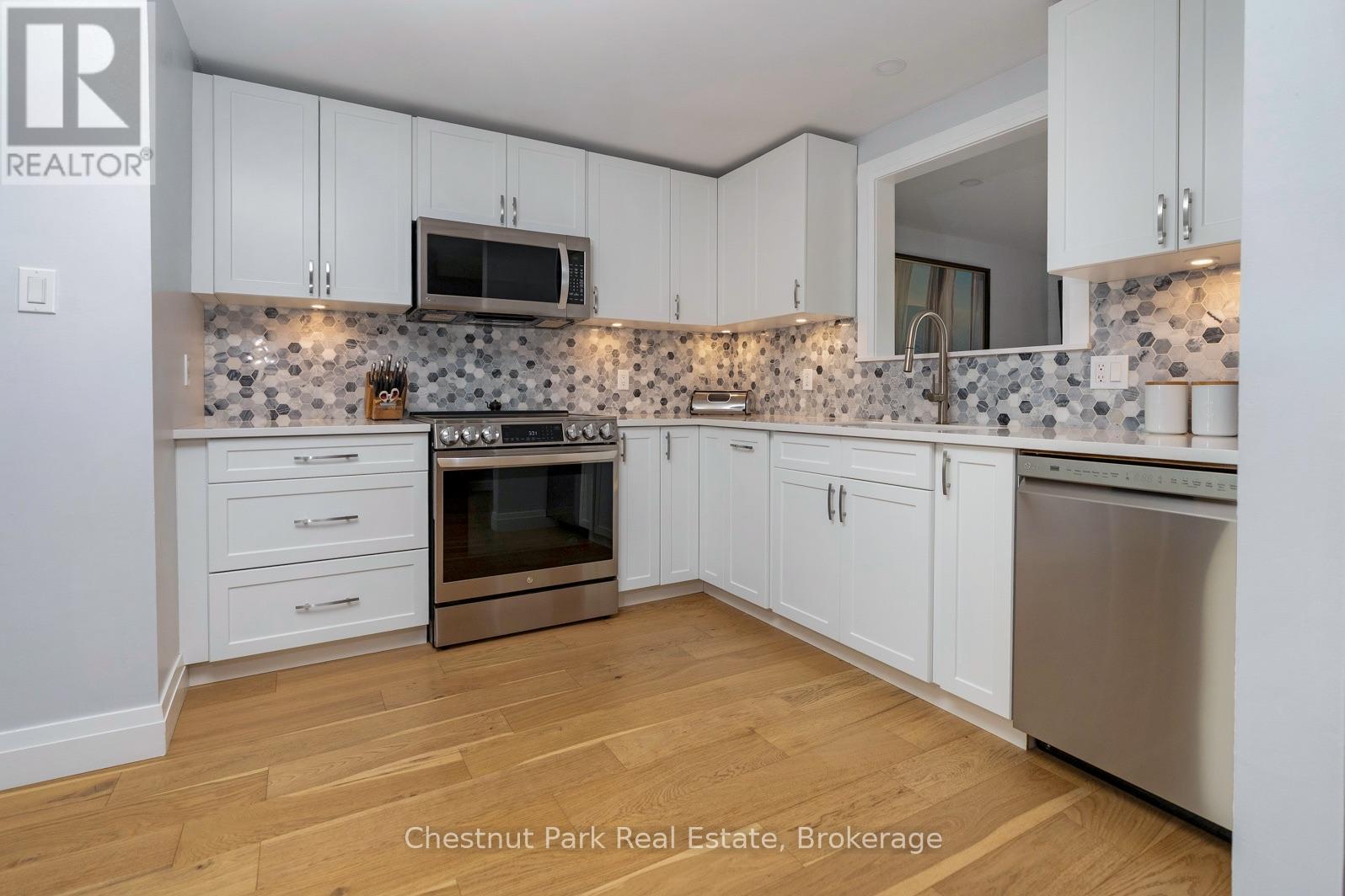 91 High Street, Collingwood, Ontario  L9Y 4V4 - Photo 7 - S13804196