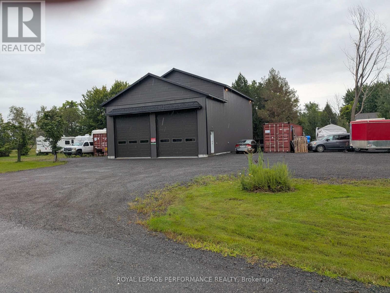 6215 165 Avenue, South Glengarry, Ontario K0C 1E0 - Photo 3 - X13804108