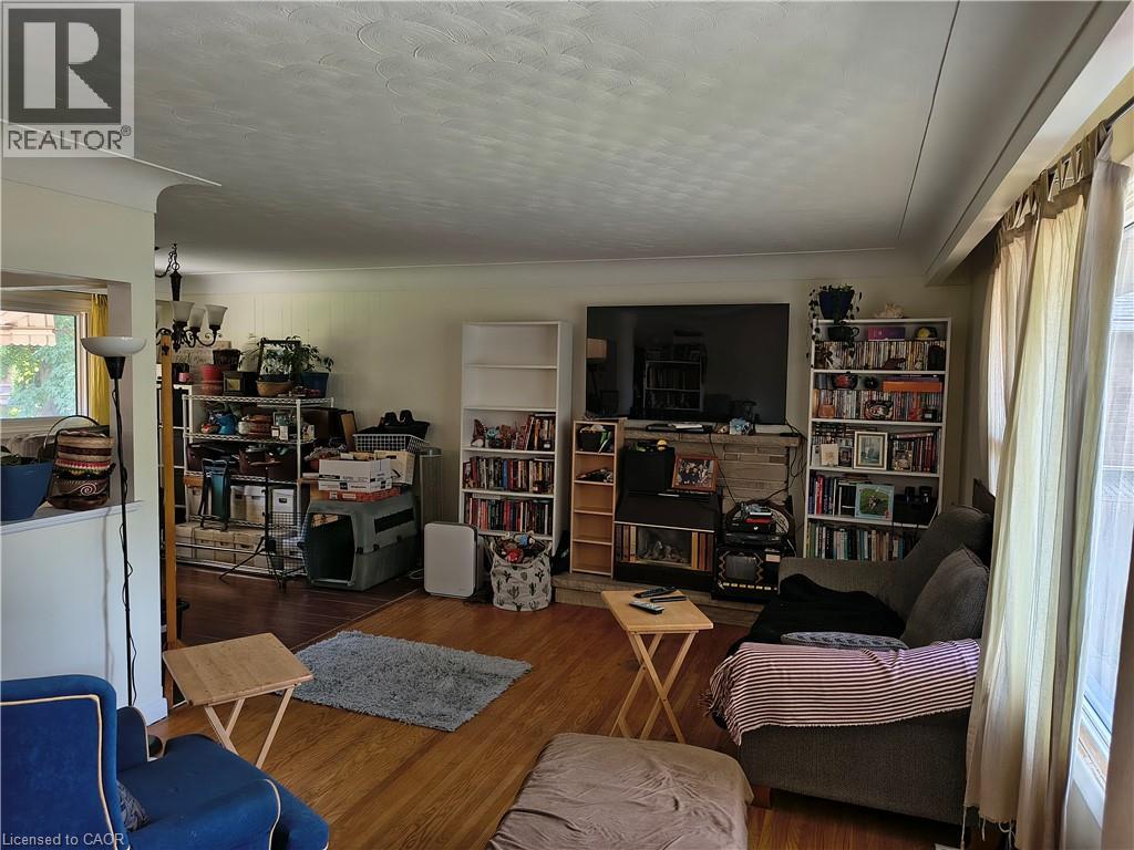 2428 Eileen Drive, Burlington, Ontario  L7R 1M8 - Photo 8 - 40864220