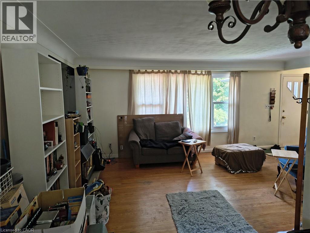 2428 Eileen Drive, Burlington, Ontario  L7R 1M8 - Photo 9 - 40864220