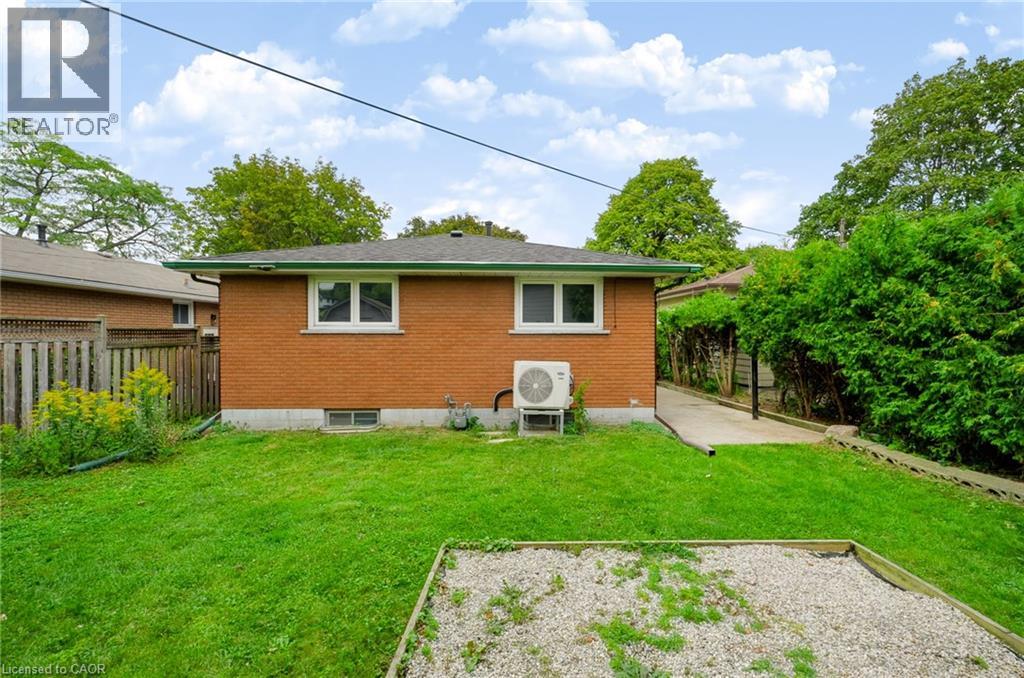 15 Clearwater Drive, Hamilton, Ontario  L9C 2K1 - Photo 34 - 40863892
