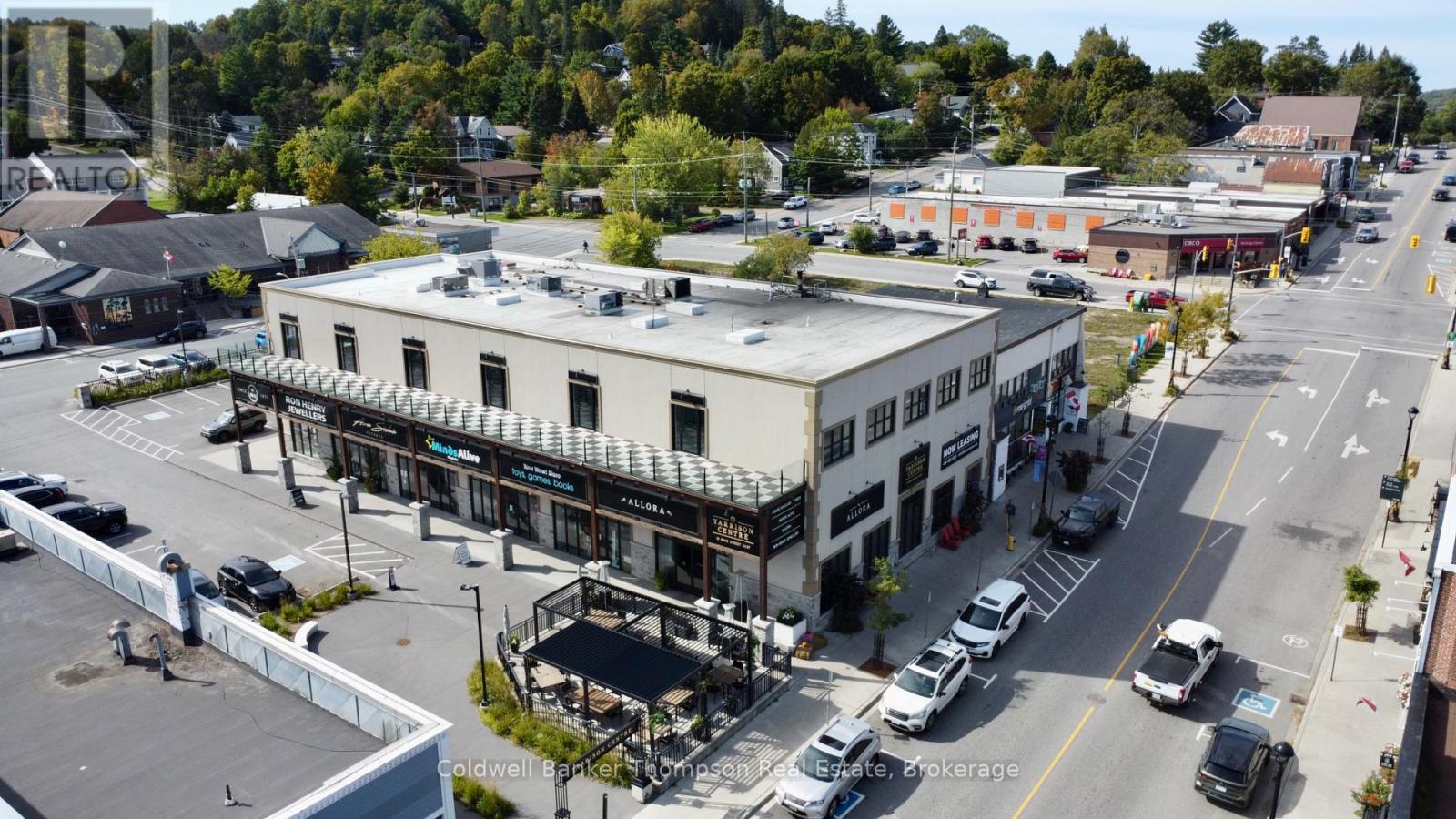UNIT 2-2 - 19 MAIN STREET E, Huntsville, Ontario